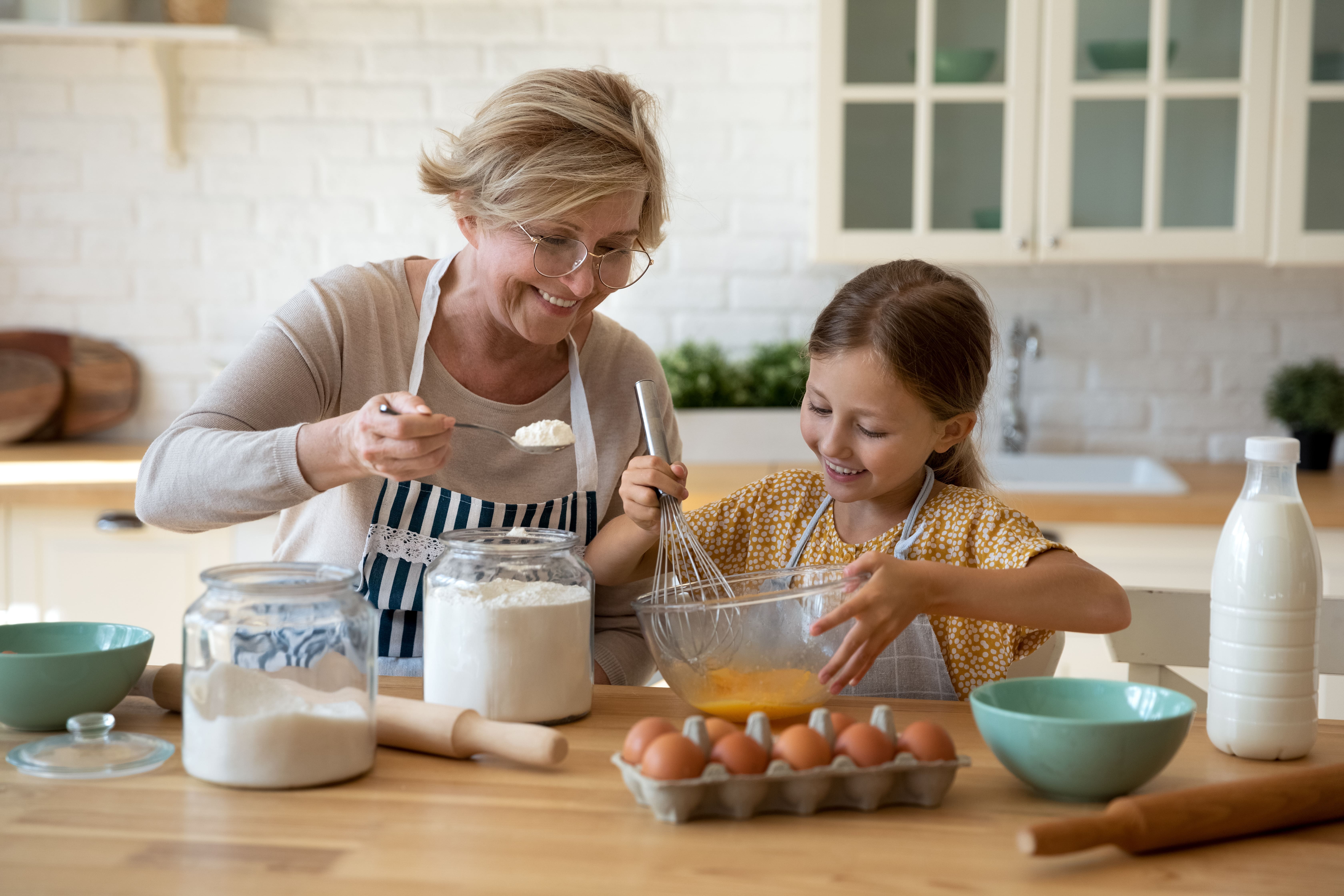 participez à notre festival de cuisine saine pour enfants, une journée pleine d'ateliers culinaires, de dégustations délicieuses et d'activités ludiques pour sensibiliser les plus jeunes à une alimentation équilibrée. découvrez des recettes amusantes et apprenez à préparer des plats sains tout en vous amusant en famille !