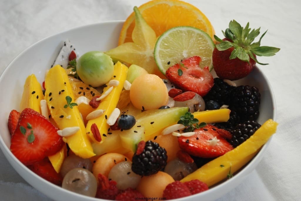 découvrez les fruits à éviter le soir pour favoriser un sommeil de qualité. apprenez comment certains fruits peuvent perturber votre digestion et affecter votre repos nocturne. optimisez votre alimentation du soir avec nos conseils pratiques.
