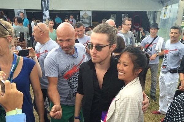 découvrez le coût de la restauration au festival des vieilles charrues, un événement incontournable en france. informez-vous sur les prix des repas, des boissons et des options disponibles pour vivre pleinement cette expérience musicale et culinaire.