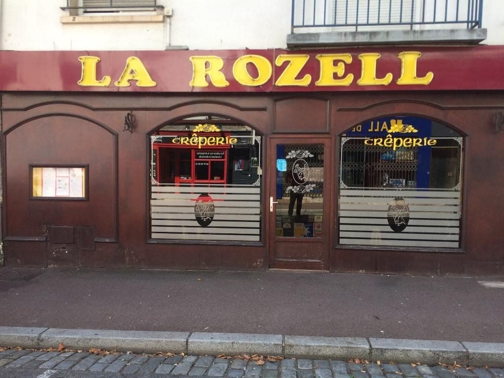 découvrez les meilleures crêperies à lorient, où la tradition bretonne rencontre des recettes innovantes. savourez une variété de crêpes sucrées et salées préparées avec des ingrédients frais et locaux, dans une ambiance conviviale et chaleureuse.