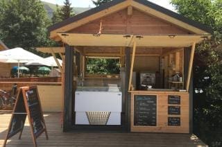 découvrez les meilleures adresses gourmandes aux 2 alpes : restaurants, bistrots et spécialités locales pour ravir vos papilles lors de votre séjour à la montagne.