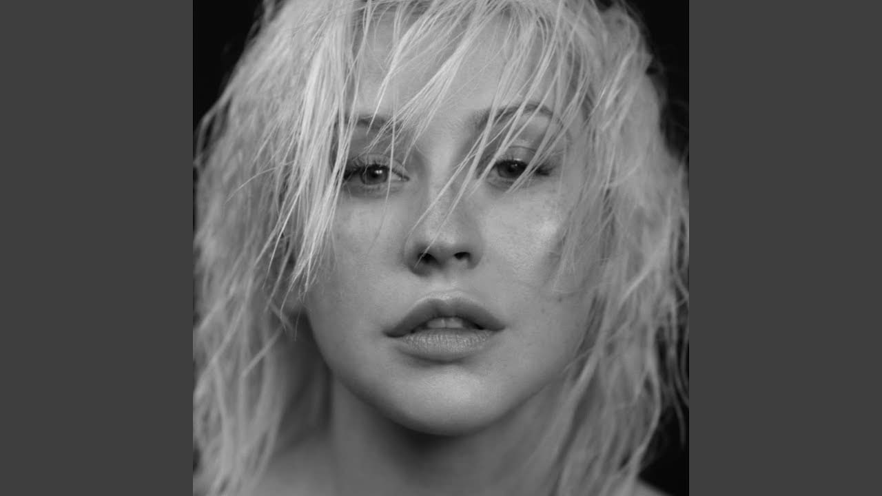 découvrez les meilleures astuces pour adopter une silhouette inspirée de christina aguilera : conseils, routines et secrets pour sculpter votre corps à la façon de la célèbre chanteuse.