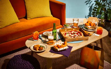 découvrez comment prosus a acquis just eat takeaway pour 4,1 milliards d’euros, renforçant ainsi sa position dans le secteur de la livraison de repas en europe. analyse de cette opération stratégique.