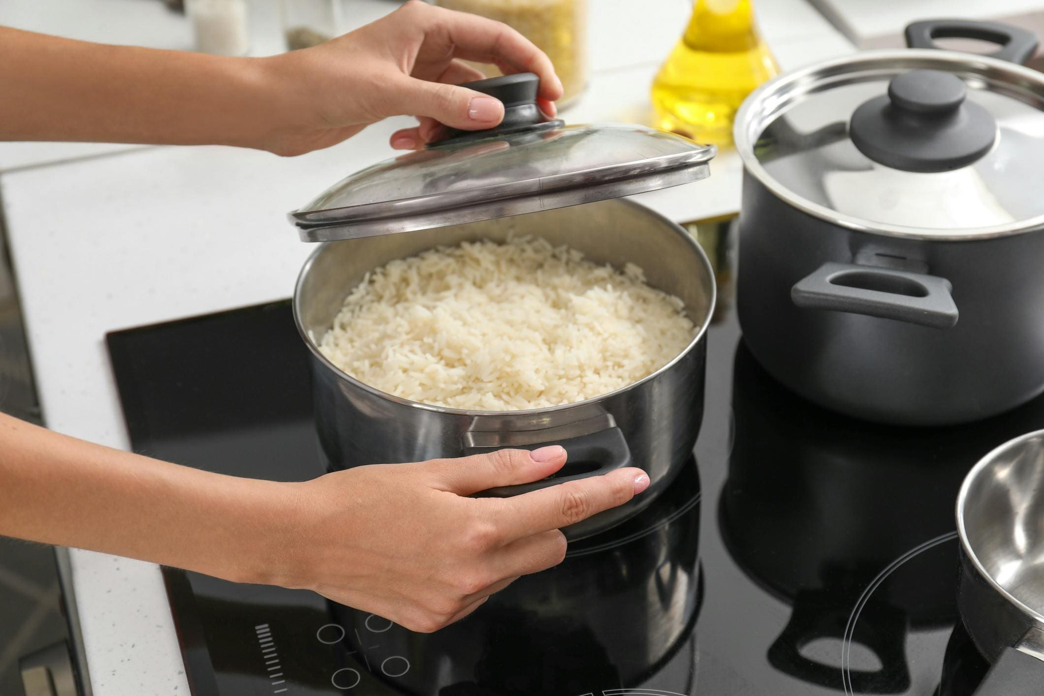 découvrez les risques potentiels associés à la consommation quotidienne de riz. informez-vous sur les contaminants, les effets sur la santé et les meilleures pratiques pour une alimentation équilibrée. protégez votre bien-être tout en appréciant ce aliment de base.