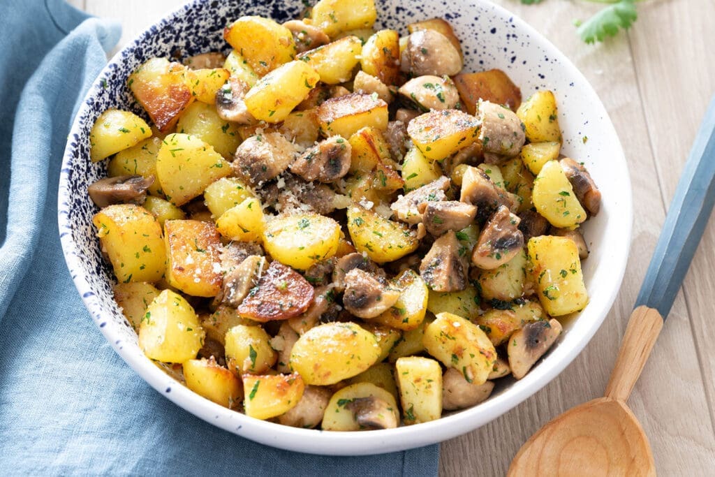 découvrez nos suggestions de repas pour la période du 14 au 25 septembre : idées de menus équilibrés, recettes variées et astuces pour planifier facilement vos déjeuners et dîners.