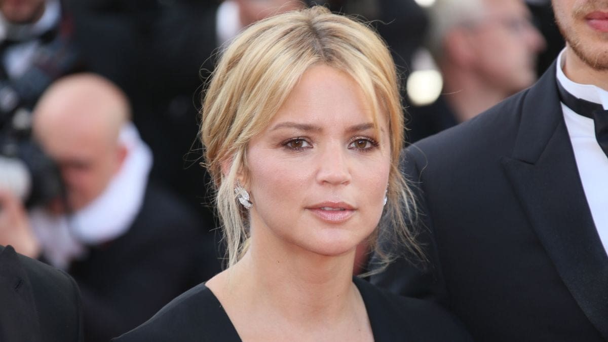 découvrez les conseils post-accouchement de virginie efira pour vivre sereinement les premières semaines avec bébé. astuces bien-être, récupération et parentalité au naturel !