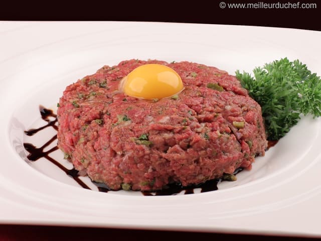 découvrez notre sélection des meilleurs steak tartare à paris, des adresses incontournables pour savourer ce classique de la cuisine française dans la capitale.