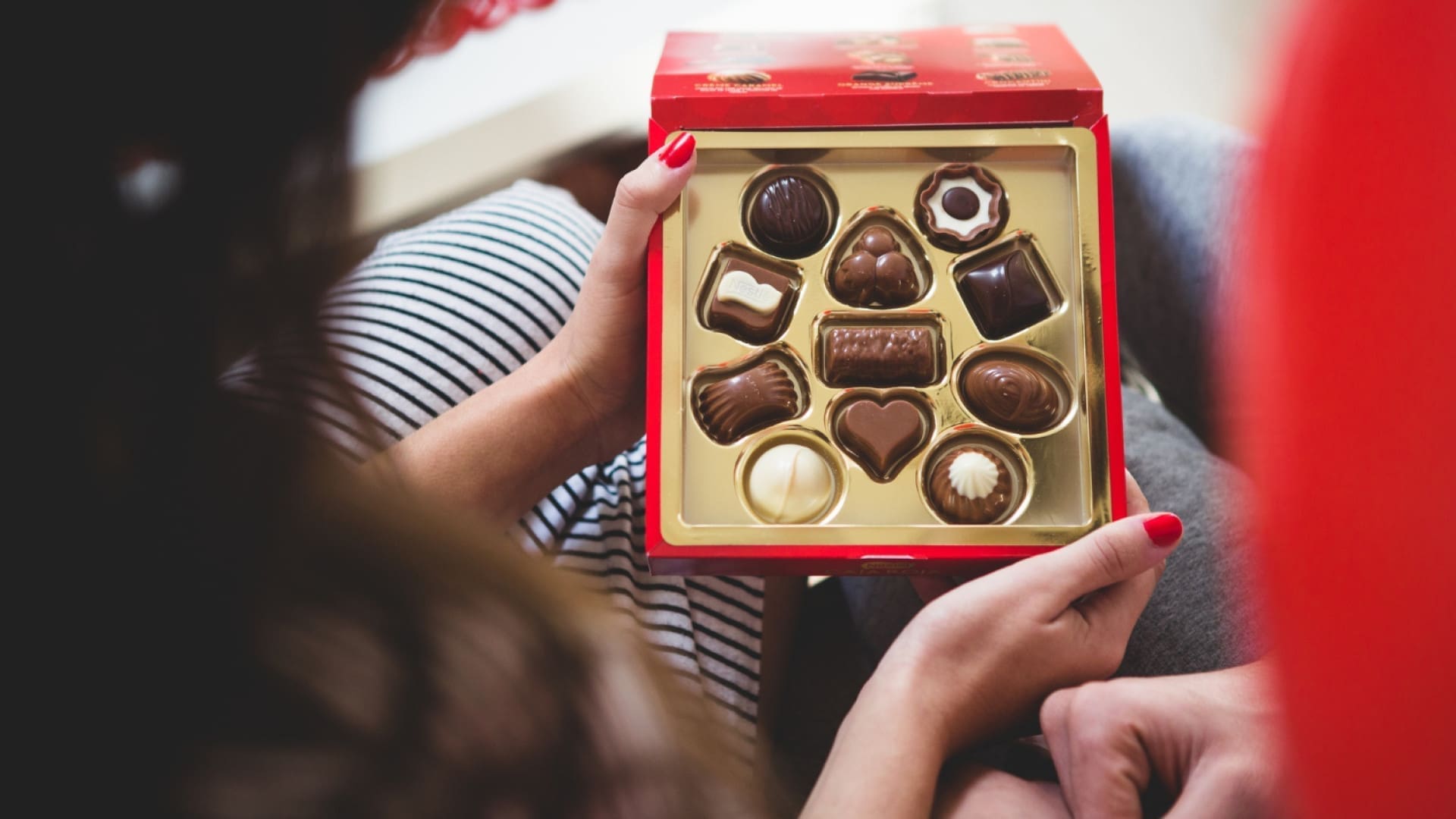 Offrir un ballotin de chocolats : fraîcheur et savoir-faire pour toutes les occasions !